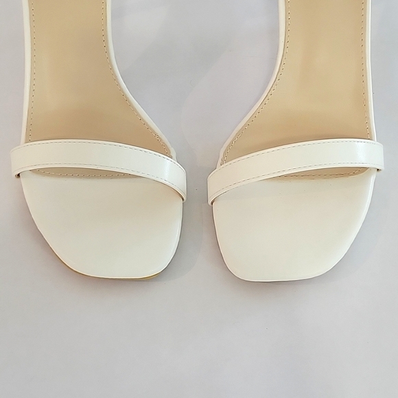 Women's Sandals Open toe and closed heel Beige color - Picture 9 of 14